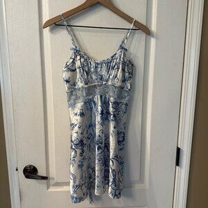 In Bloom | by Jonquil Y2K Small White Blue Paisley Floral Mini Slip Dress Lace